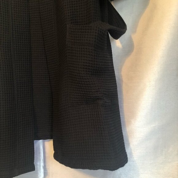 NWOT Terrytown HOTEL TRANSYLVANIA Black Robe One Size - Picture 8 of 12